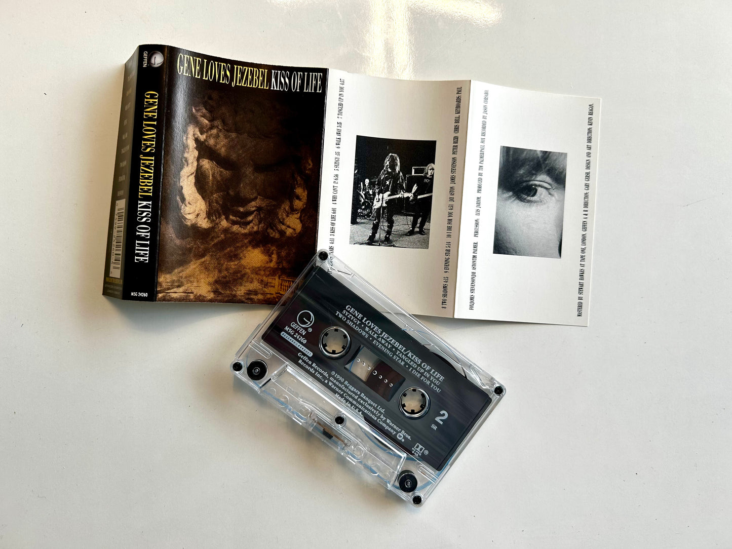 Gene Loves Jezebel, Kiss of Life