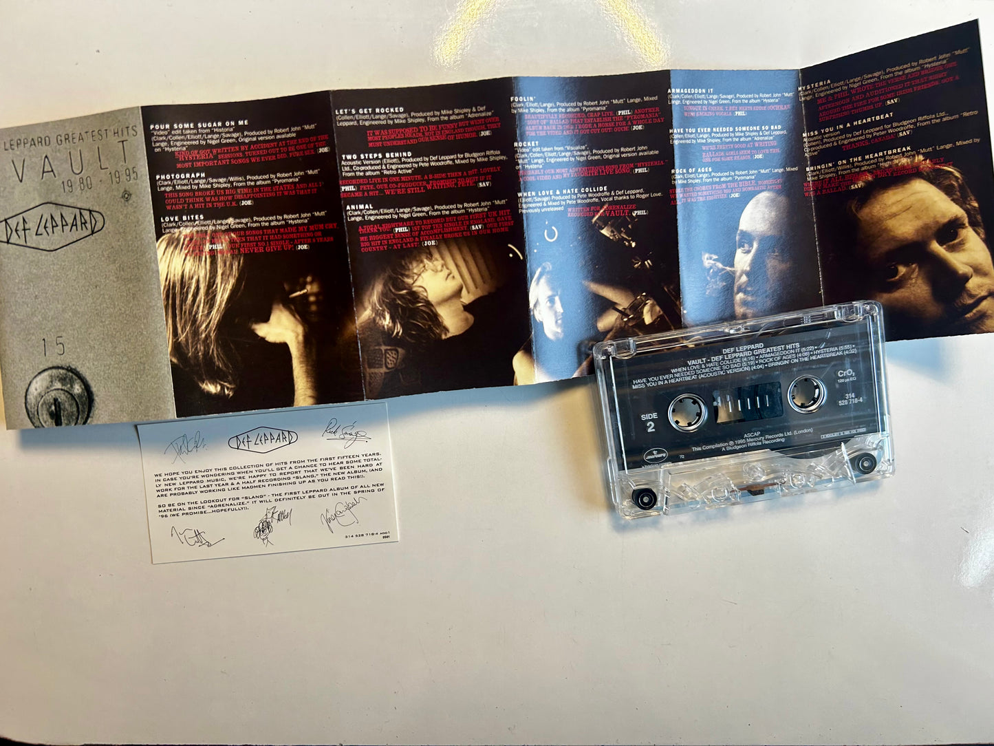 Def Leppard, Vault