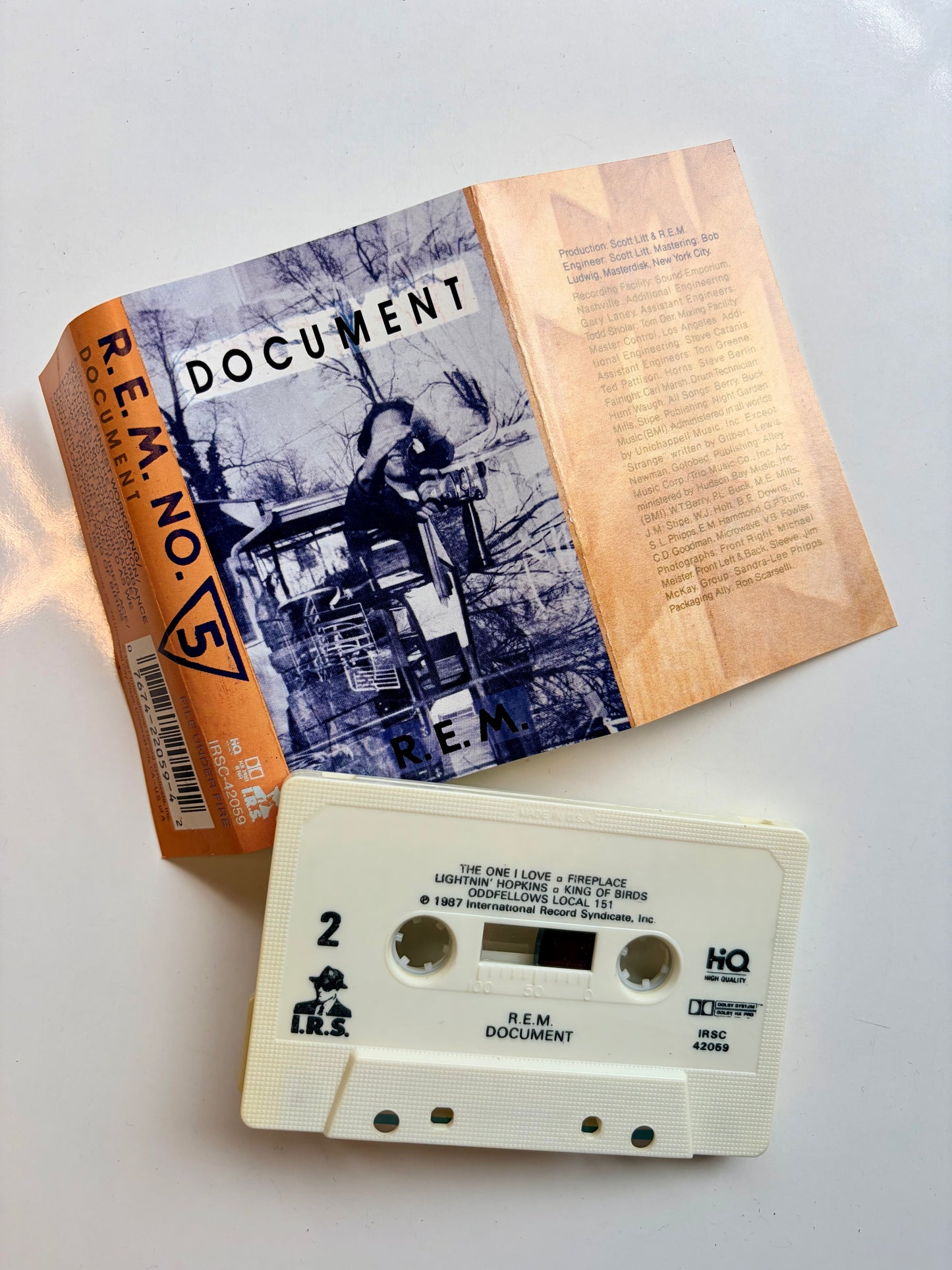 R.E.M., Document