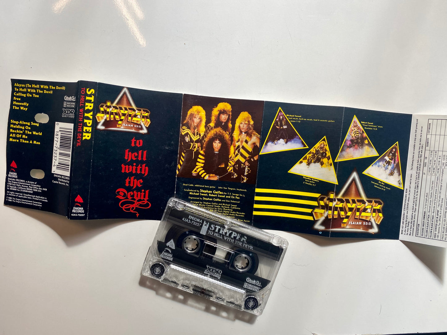 Stryper, To Hell With the Devil