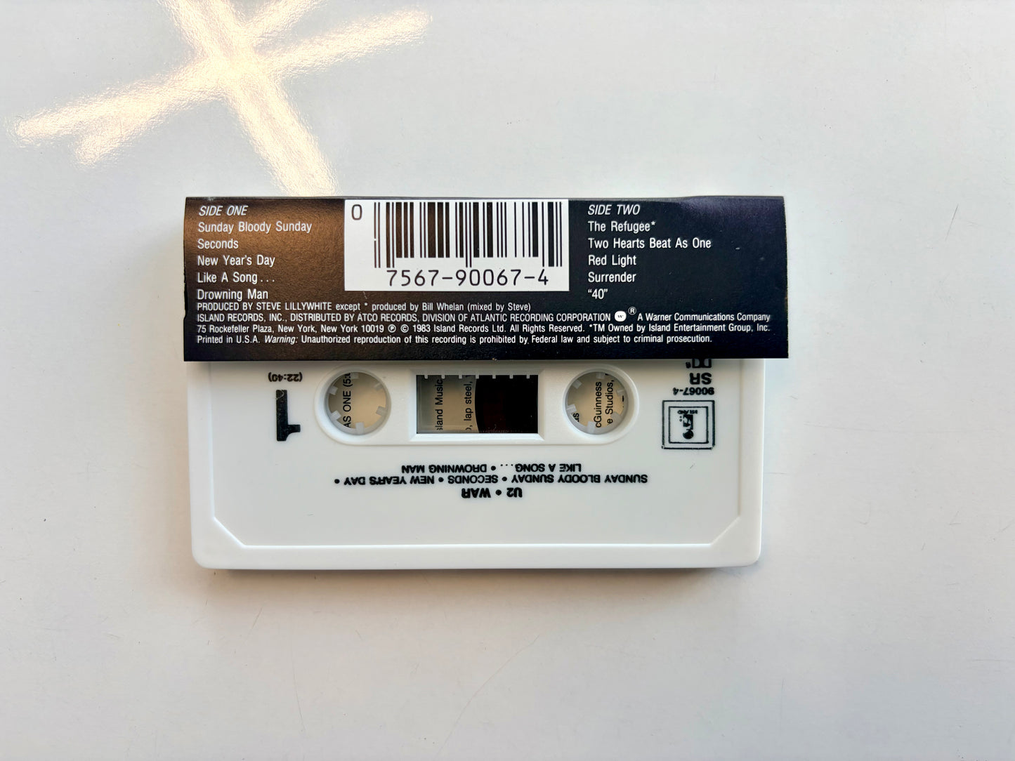 U2, War