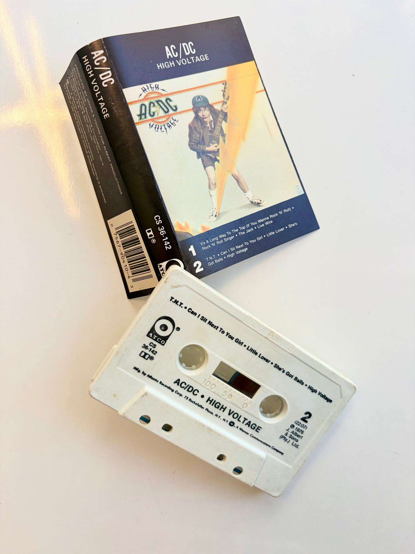 AC/DC, High Voltage cassette