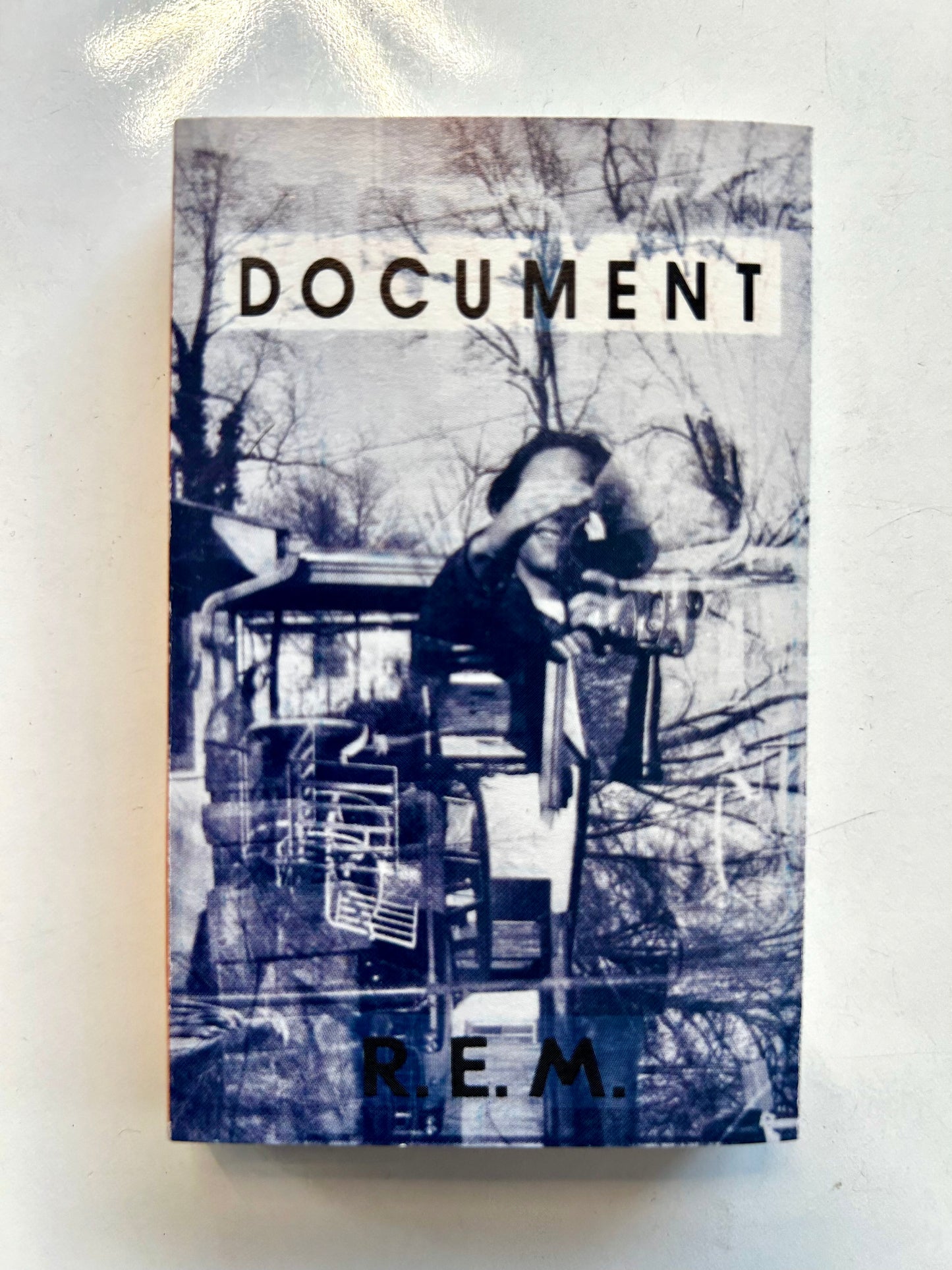 R.E.M., Document