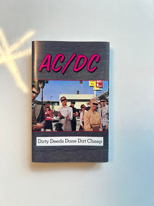 AC/DC, Dirty Deeds Done Dirt Cheap