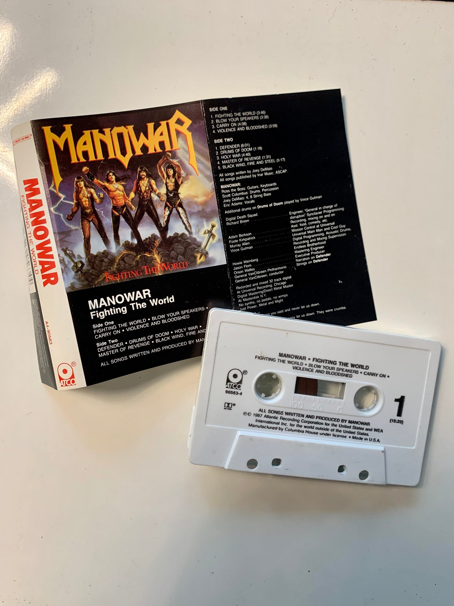 Manowar, Fighting the World