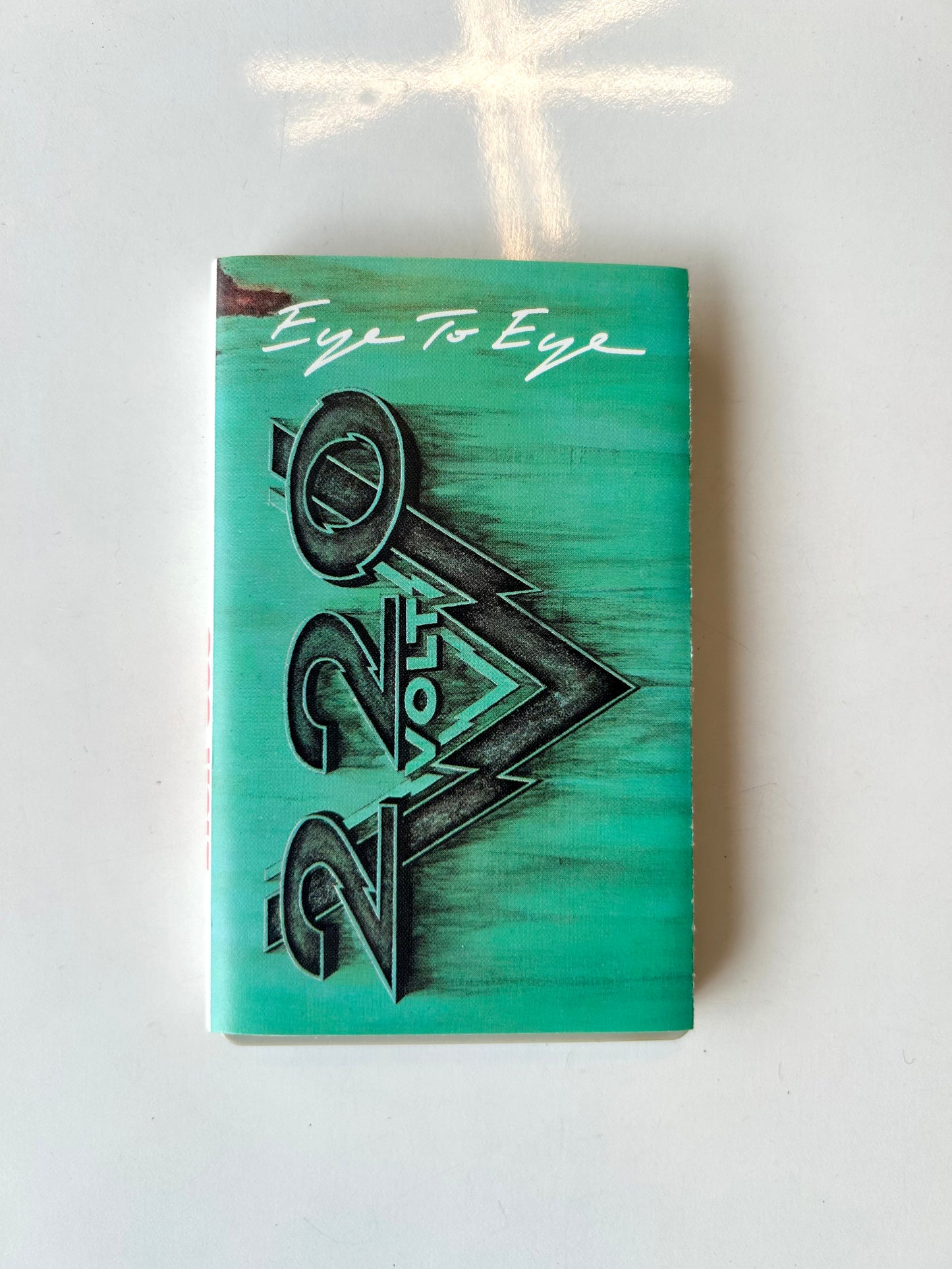220 Volt, Eye To Eye