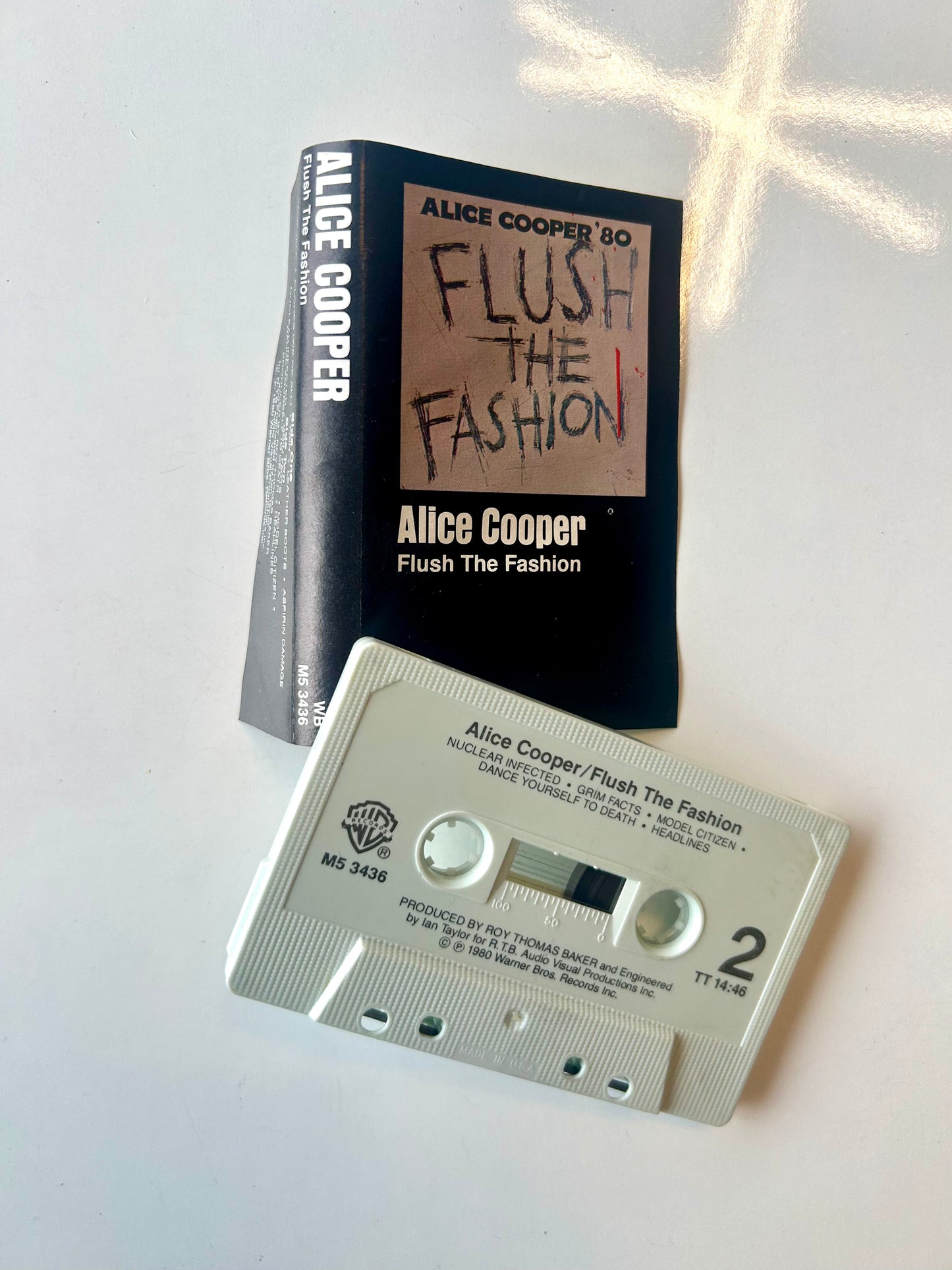 Alice Cooper, Flush the Fashion