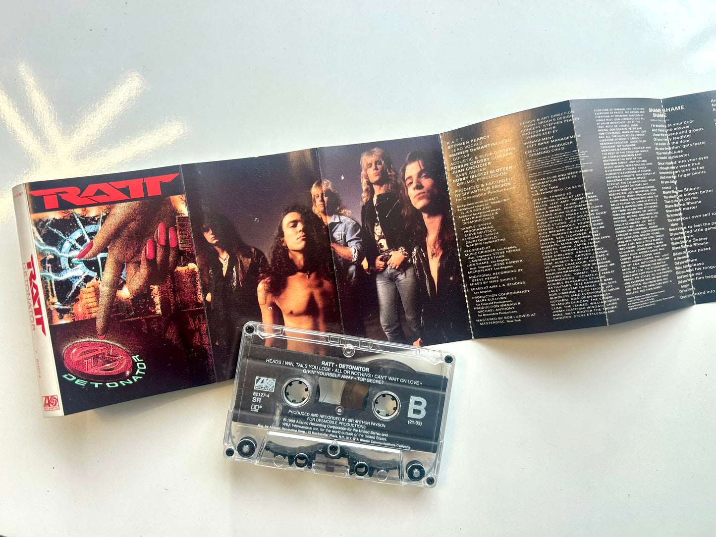 Ratt, Detonator