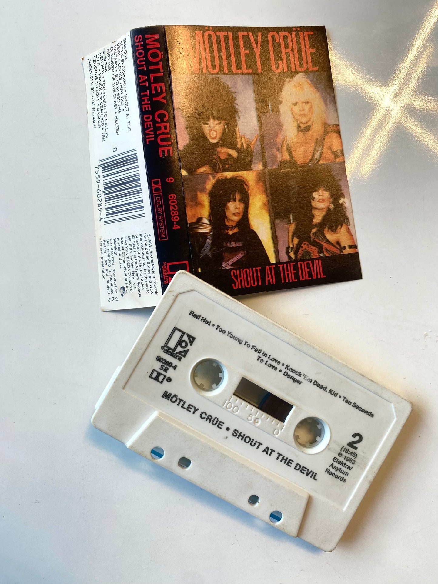 Motley Crue, Shout At The Devil