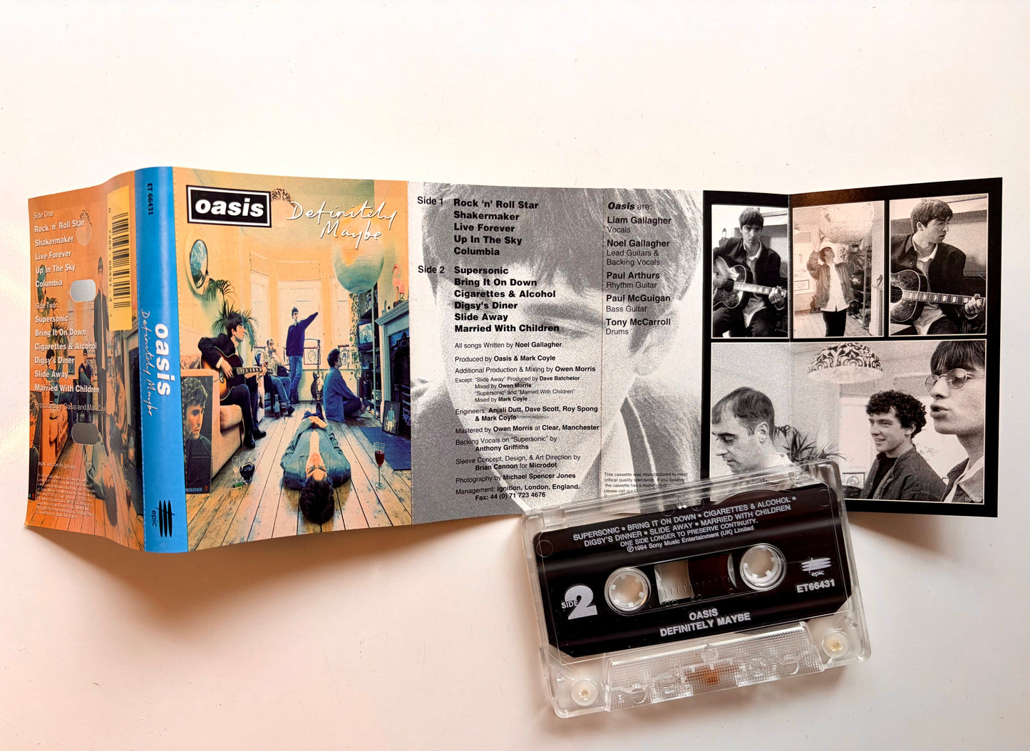 Oasis, Definitely Maybe